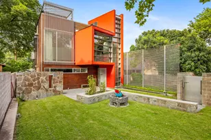 704 W Live Oak St, Austin, TX 78704 - Photo 6