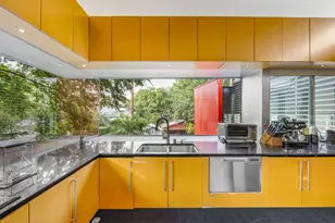 704 W Live Oak St, Austin, TX 78704 - Photo 34