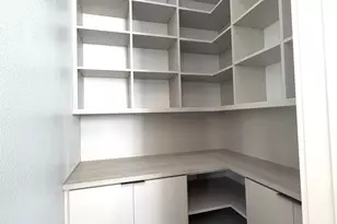 1301 Town Creek Dr, Austin, TX 78741 - Photo 8