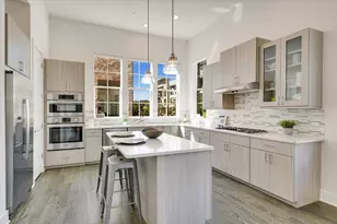 1301 Town Creek Dr, Austin, TX 78741 - Photo 6