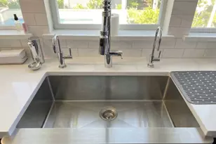 1301 Town Creek Dr, Austin, TX 78741 - Photo 10