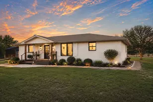 160 Indian Trail, Lockhart, TX 78644 - Photo 1