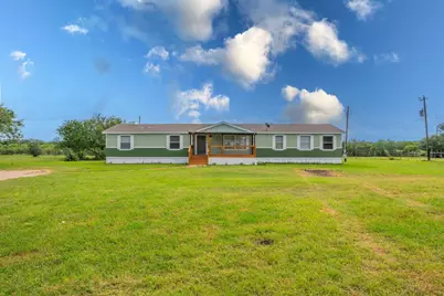 160 Indian Trail, Lockhart, TX 78644 - Photo 2