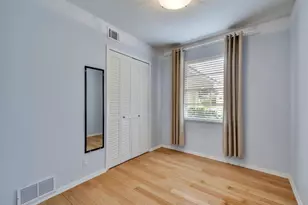 8208 Stillwood Ln, Austin, TX 78757 - Photo 20
