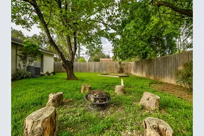 8208 Stillwood Lane, Austin, TX 78757 - Photo 30