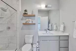 801 N Bluff Dr, Austin, TX 78745 - Photo 18