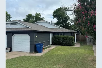 11910 Sunhillow Bend, Austin, TX 78758 - Photo 4