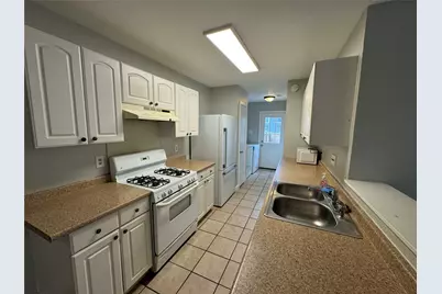 11910 Sunhillow Bend, Austin, TX 78758 - Photo 6