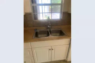 613 E 50th Street, Austin, TX 78751 - Photo 2