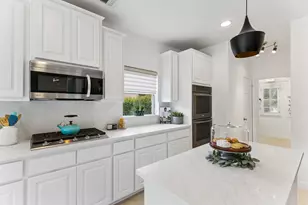 7221 Ellaview Ln, Austin, TX 78759 - Photo 4