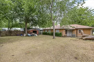 1205 S Church St, Georgetown, TX 78626 - Photo 6