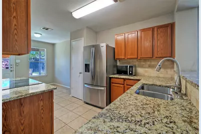 913 Dexter Drive, Leander, TX 78641 - Photo 16