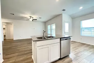 215 Magione Circle, Hutto, TX 78634 - Photo 12