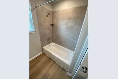 912 Main Street, Hutto, TX 78634 - Photo 8