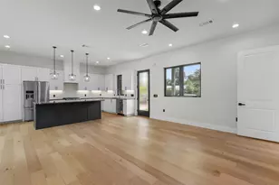 818 Stark St, Austin, TX 78756 - Photo 6