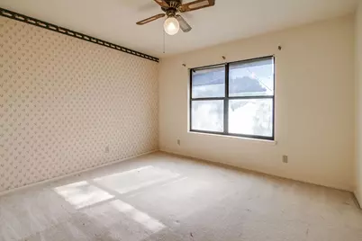 208 Edgewood Drive, Fredericksburg, TX 78624 - Photo 18