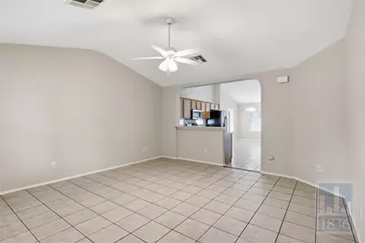 437 Sampson, Kyle, TX 78640 - Photo 4
