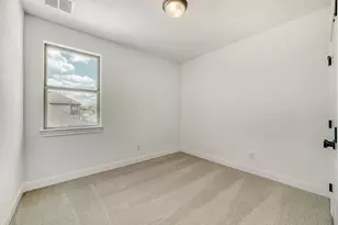 448 Burlington Dr, Buda, TX 78610 - Photo 18