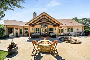 102 Osprey Cir, Bastrop, TX 78602 - Photo 2