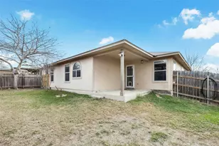 386 Paddington Dr, Kyle, TX 78640 - Photo 30