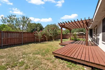 8009 Nairn Drive, Austin, TX 78749 - Photo 26