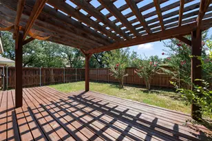 8009 Nairn Dr, Austin, TX 78749 - Photo 26