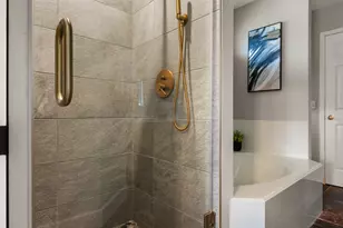 8009 Nairn Dr, Austin, TX 78749 - Photo 22