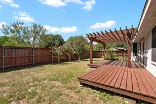 8009 Nairn Dr, Austin, TX 78749 - Photo 26