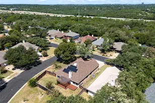 8009 Nairn Dr, Austin, TX 78749 - Photo 28