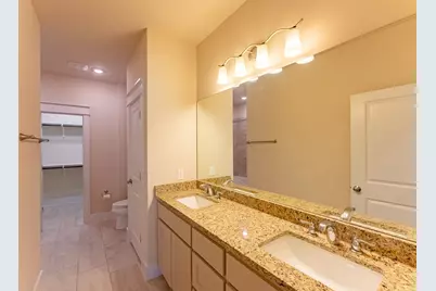 13501 Metric Boulevard #46, Austin, TX 78727 - Photo 14