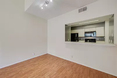 807 W 25th Street #316, Austin, TX 78705 - Photo 4