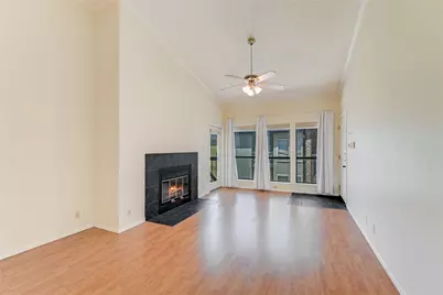 807 W 25th Street #316, Austin, TX 78705 - Photo 2