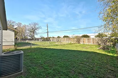 2204 Donahue Lane #B, Austin, TX 78744 - Photo 20