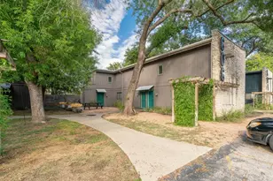 606 Franklin Blvd, Austin, TX 78751 - Photo 1