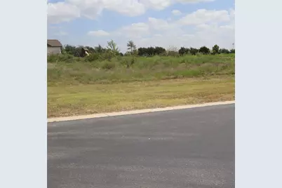 105 Huerta Road, Florence, TX 76527 - Photo 2