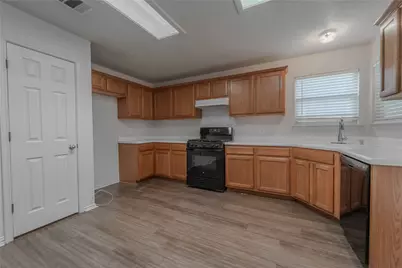 17303 Orwell Lane, Round Rock, TX 78664 - Photo 6