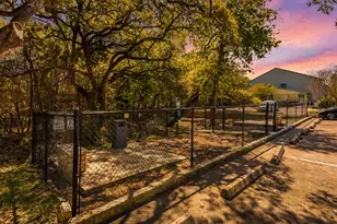 3204 Menchaca Rd, Austin, TX 78704 - Photo 22