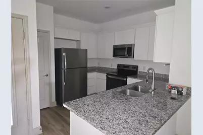 7520 Magnolia Village Village #101, San Antonio, TX 78252 - Photo 4