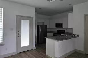 7520 Magnolia Village Village, San Antonio, TX 78252 - Photo 6