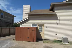2217 Katy Ln, Georgetown, TX 78626 - Photo 2