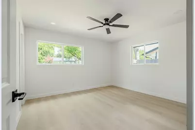 5210 Gladstone Drive, Austin, TX 78723 - Photo 28