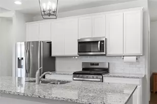 1050 Kenney Fort Crossing, Round Rock, TX 78665 - Photo 8