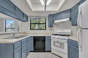 7802 Topawa Cove, Austin, TX 78729 - Photo 10