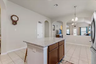 221 Joseph Dr, Buda, TX 78610 - Photo 10