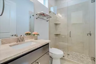 13522 Galleria Cir, Austin, TX 78738 - Photo 30