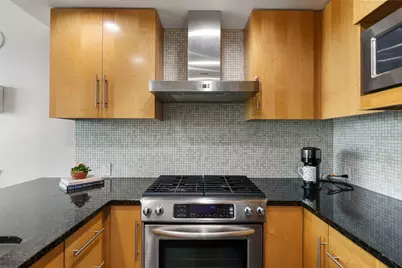 300 Bowie Street #1006, Austin, TX 78703 - Photo 6