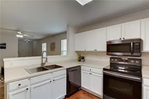 7107 Alegre Pass, Austin, TX 78744 - Photo 10