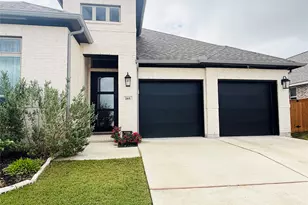 185 King Haakon Bay Dr, Kyle, TX 78640 - Photo 2