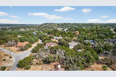 401 Cargill Drive, Briarcliff, TX 78669 - Photo 2