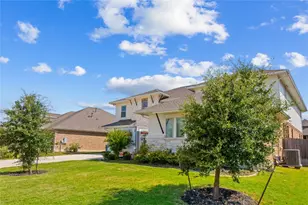 5704 Monrovia Ln, Pflugerville, TX 78660 - Photo 2